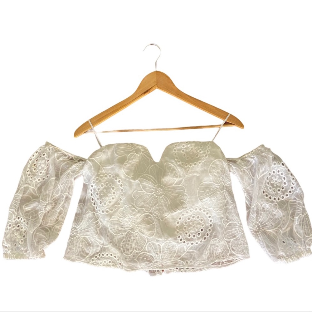 GUESS White Floral Off Shoulder Crop Top